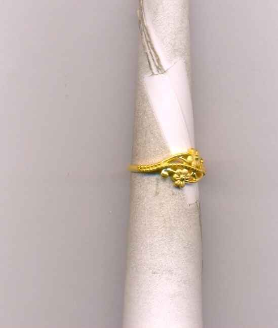 GOLD RING LADIES CASTING EXCLUSIVE