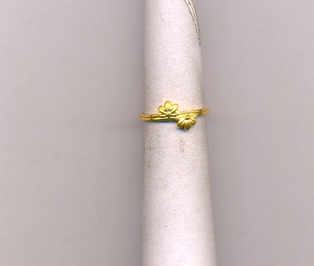 GOLD RING LADIES CASTING EXCLUSIVE