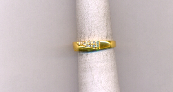 GOLD RING LADIES CASTING EXCLUSIVE