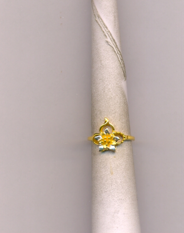 GOLD RING LADIES CASTING EXCLUSIVE