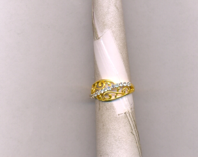 GOLD RING LADIES CASTING EXCLUSIVE