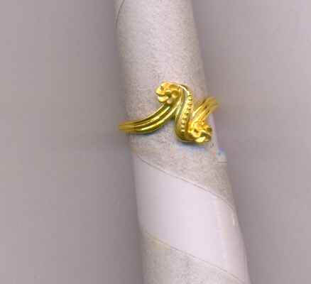 GOLD RING LADIES CASTING EXCLUSIVE