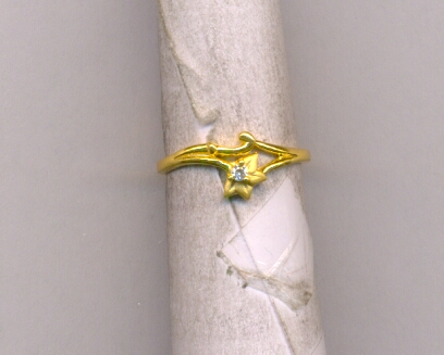 GOLD RING LADIES CASTING EXCLUSIVE