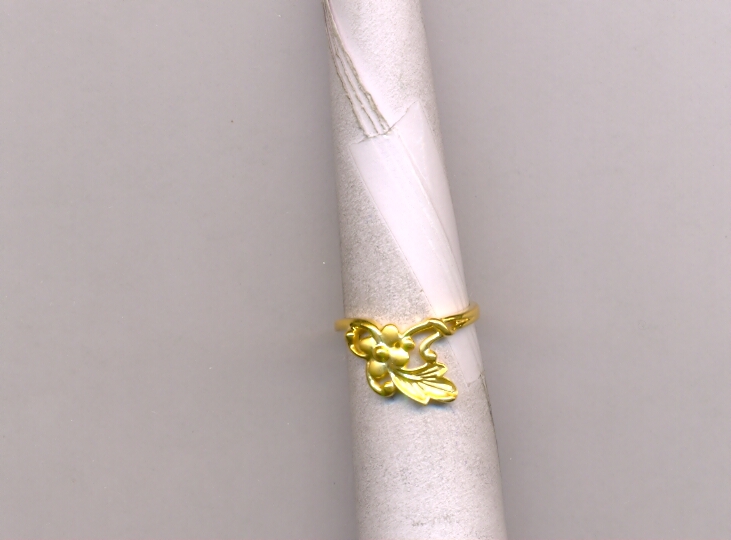 GOLD RING LADIES CASTING EXCLUSIVE