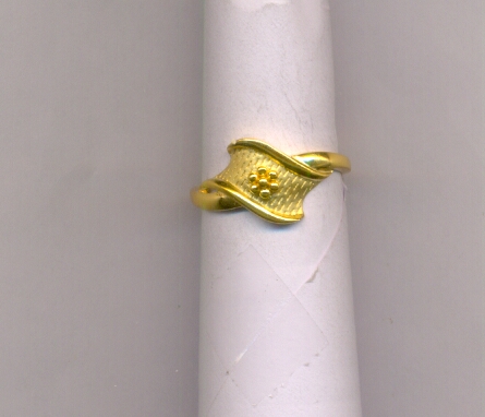 GOLD RING LADIES CASTING EXCLUSIVE