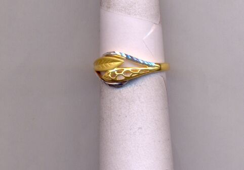 GOLD RING LADIES CASTING EXCLUSIVE
