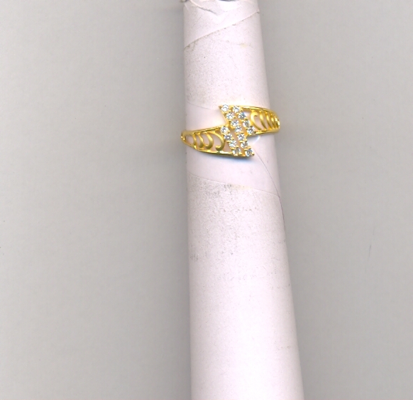 GOLD RING LADIES CASTING EXCLUSIVE