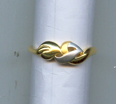 GOLD RING LADIES CASTING EXCLUSIVE