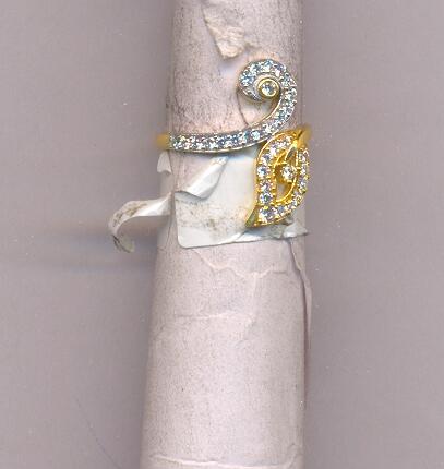GOLD RING LADIES CASTING EXCLUSIVE