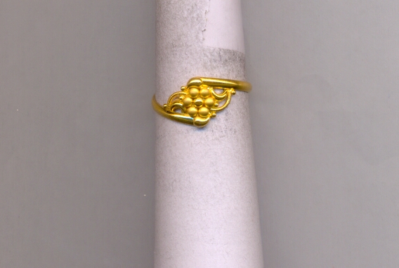 GOLD RING LADIES CASTING EXCLUSIVE