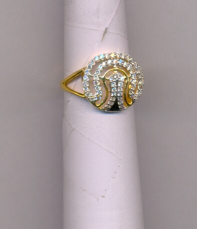 GOLD RING LADIES CASTING EXCLUSIVE