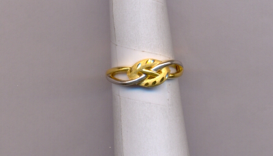 GOLD RING LADIES CASTING EXCLUSIVE