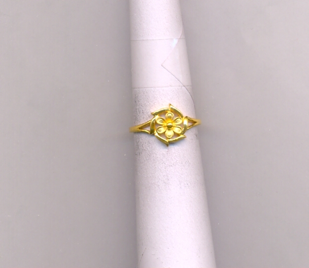 GOLD RING LADIES CASTING EXCLUSIVE