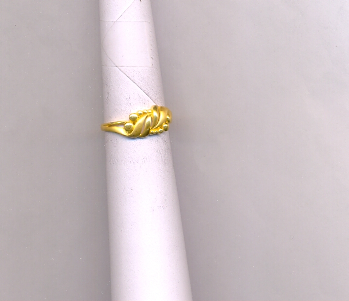 GOLD RING LADIES CASTING EXCLUSIVE