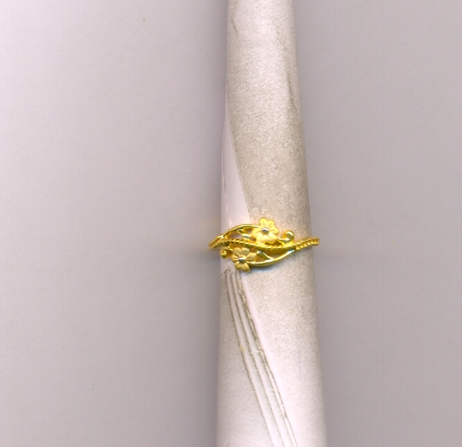 GOLD RING LADIES CASTING EXCLUSIVE