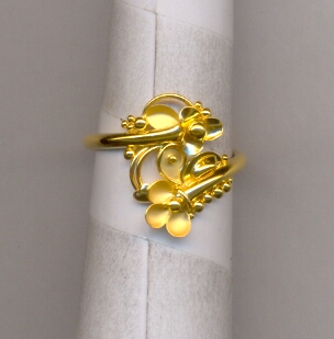 GOLD RING LADIES CASTING EXCLUSIVE