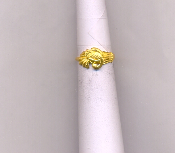 GOLD RING LADIES CASTING EXCLUSIVE