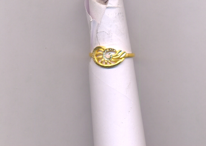 GOLD RING LADIES CASTING EXCLUSIVE