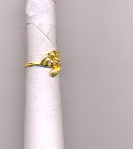 GOLD RING LADIES CASTING EXCLUSIVE