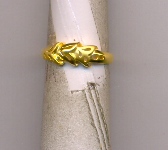 GOLD RING LADIES CASTING EXCLUSIVE