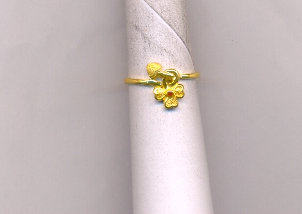 GOLD RING LADIES CASTING EXCLUSIVE