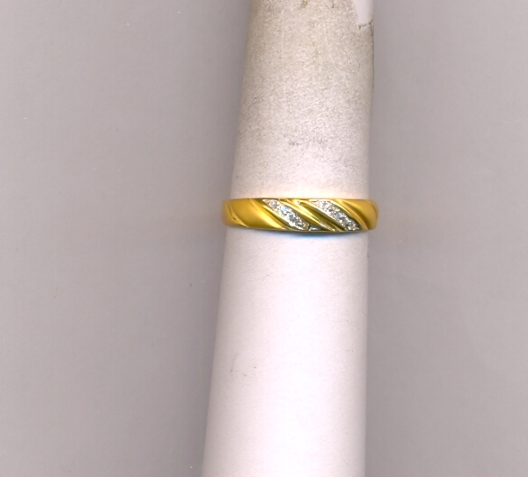 GOLD RING LADIES CASTING EXCLUSIVE