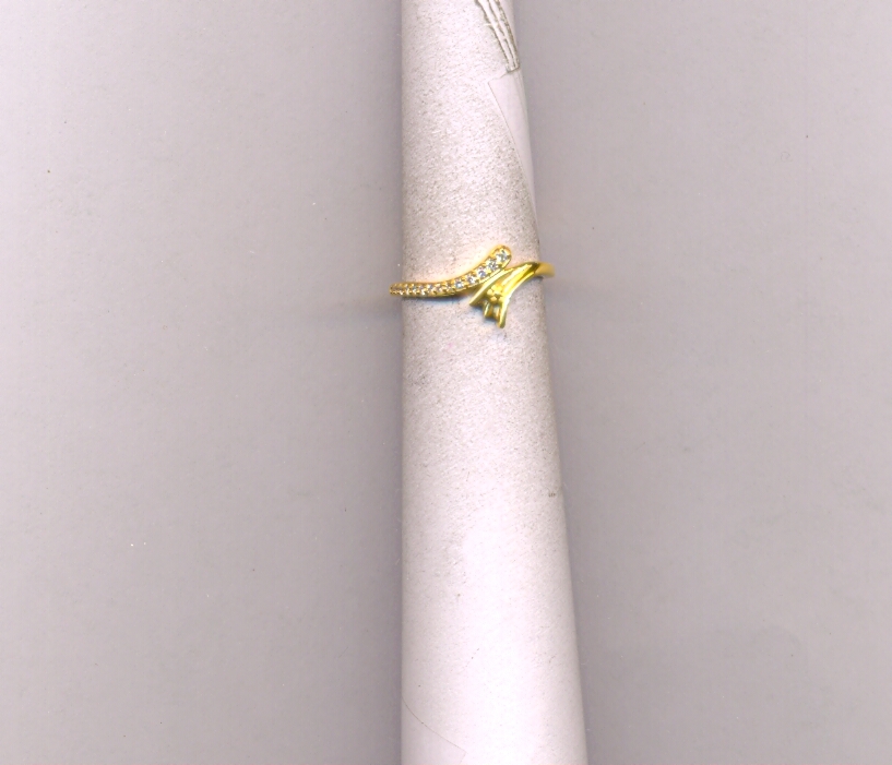 GOLD RING LADIES CASTING EXCLUSIVE