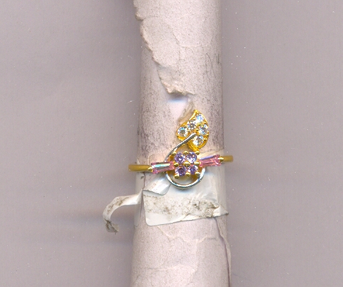 GOLD RING LADIES CASTING EXCLUSIVE