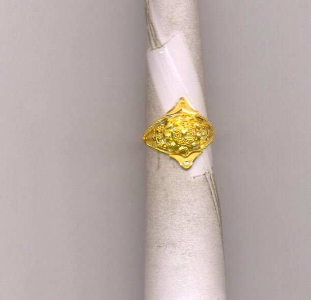 GOLD RING LADIES PLAIN FANCY