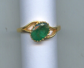 GOLD RING LADIES REALSTONE EXCLUSIVE