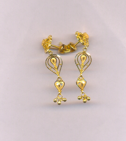 GOLD EARHANGINGS