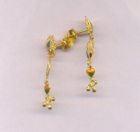 GOLD EARHANGINGS