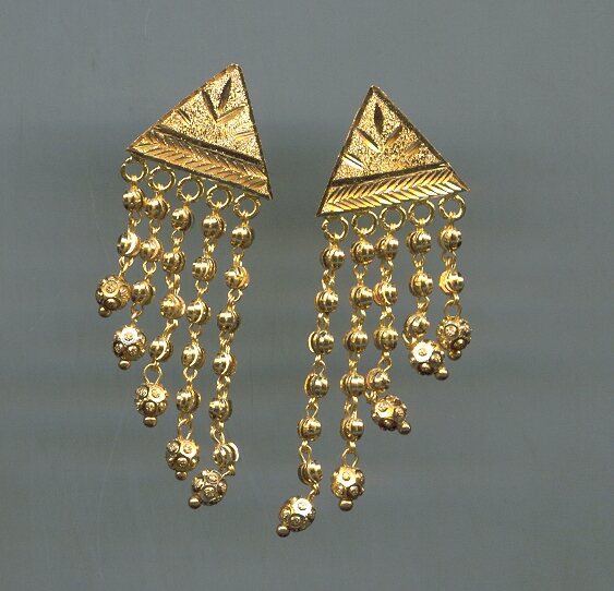 GOLD EARHANHINGS