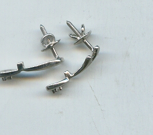 PLATINUM EARHANGINGS
