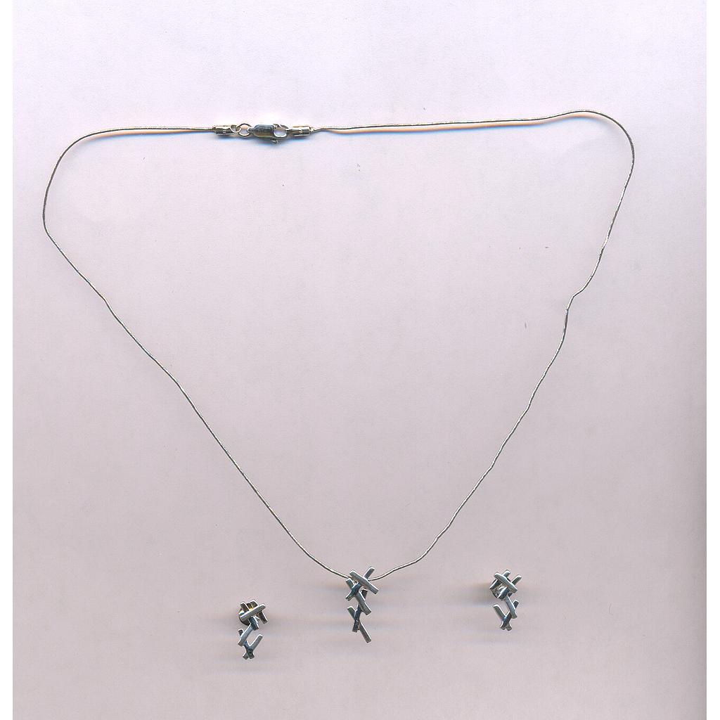 PLATINUM SET PENDENT