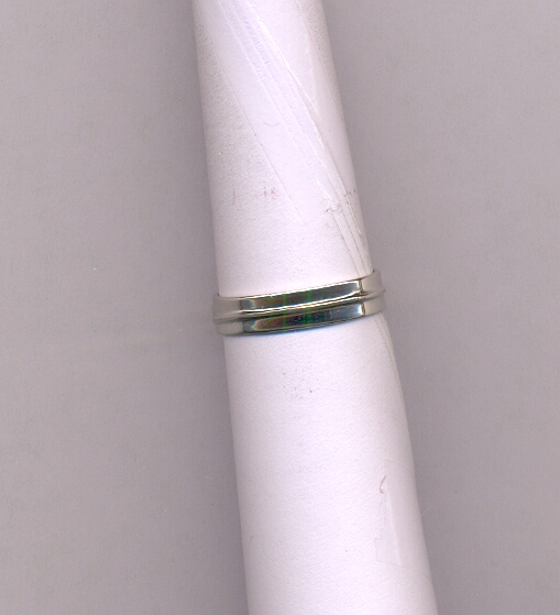 PLATINUM RING