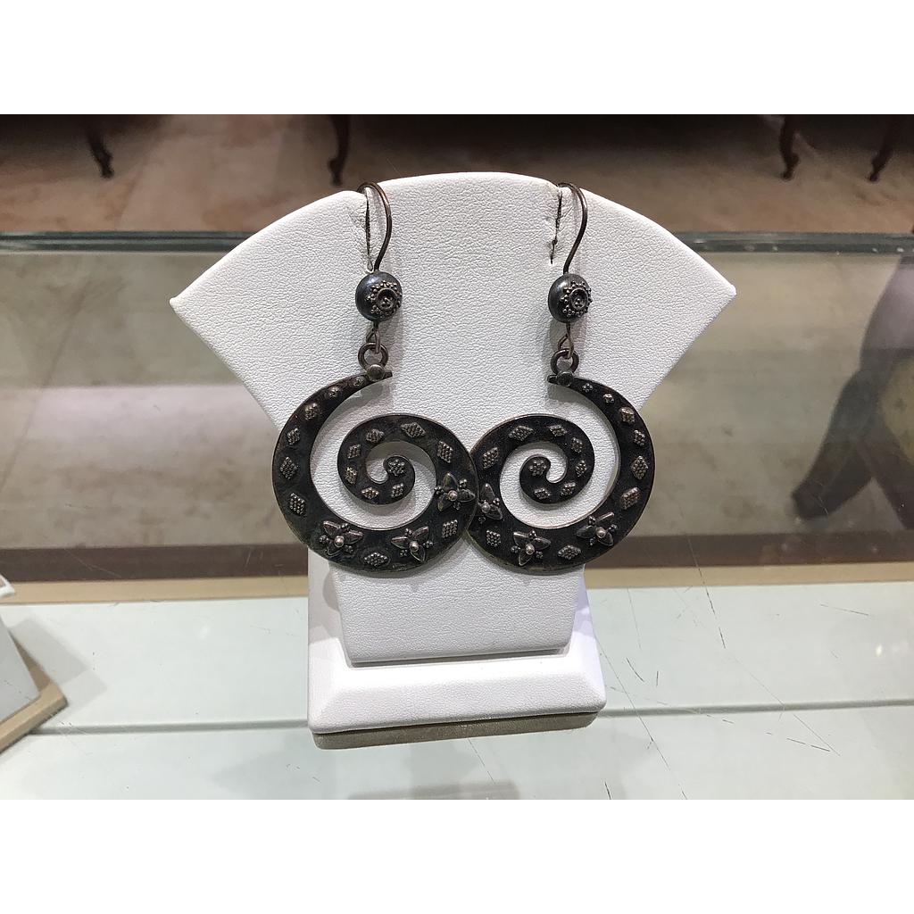 SILVER EARHANGING